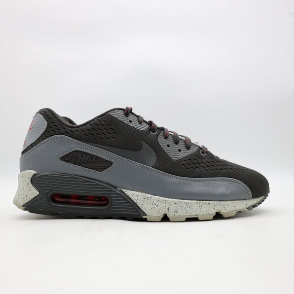 Nike Air Max 90 EM Black Tianjin Night Stadium Men's Size 12 Sneaker 554719-001 - Picture 1 of 9